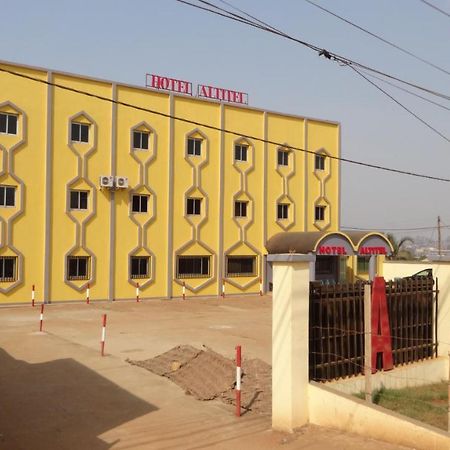 Hotel Altitel Bafoussam Exteriör bild