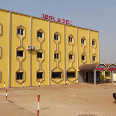 Hotel Altitel Bafoussam Exteriör bild